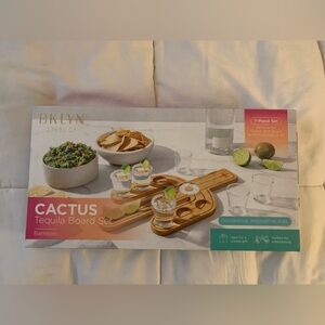 Bamboo Cactus Tequila Board Set - Natural Wood
